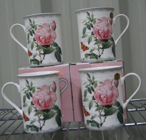 Set of 4 Classic Redoute Pink Rose Fine China Mugs Brand New in Boxes