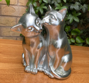Kissing Cat Silver Art Ornament