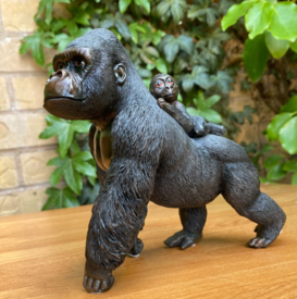 Silver Backed Gorilla with Baby Gorilla Statue by Leonardo Collection