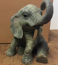 Out of Africa Sitting Baby Elephant Ornament Figurine LP10183 by Leonardo Collection