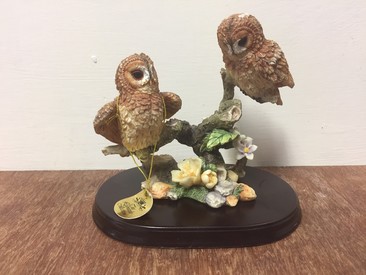 Pair of Tawny Owls Ornament Figurine by Leoanrdo Collection LP11206