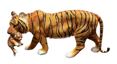 Large Tiger & Cub Statue by Leonardo Collection BNIB