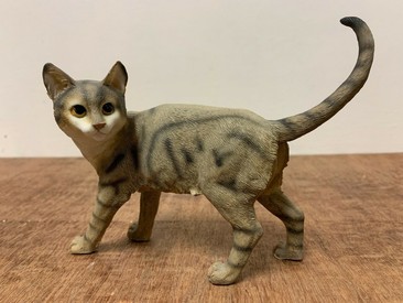 Standing Tabby Cat Statue by Leonardo Collection