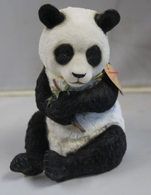 Small Sitting Panda Statue by Leonardo