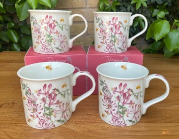 Honeysuckle Flower Coffee Mug Set of 4