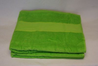 2x Green Bath Towels 100% Cotton Size 70cm x 140cm