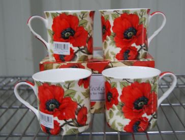 Red Flower Poppy Mugs BNIB Set of 4 Fine Bone China 10oz Princess Mug RRP £23.99