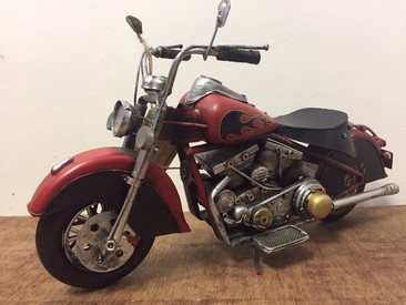 Red Cruiser Style Motorbike Model by Leonardo Collection LP28276