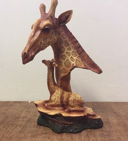 Giraffe Head Ornament Figurine From Naturecraft