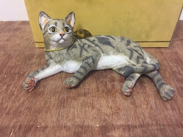 Small Lying Tabby Cat Ornament Figurine by Leonardo Collection LP10474