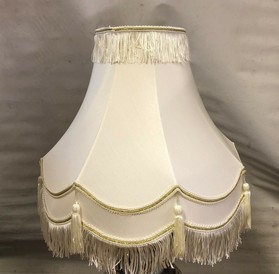10" TRADITIONAL FULLY LINED CREAM/GOLD TABLE LAMP SHADE