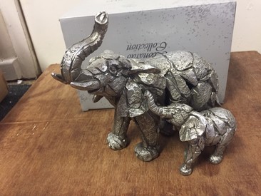 Silver Colour Elephant & Calf Ornament Figurine by Leonardo Collection