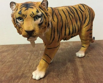Out of Asia Large Tiger Ornament Figurine by Leonardo Collection