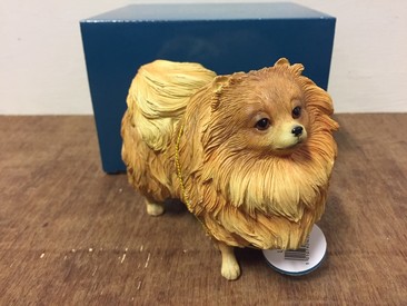 Pomeranian Dog Ornament Figurine by Leonardo Collection